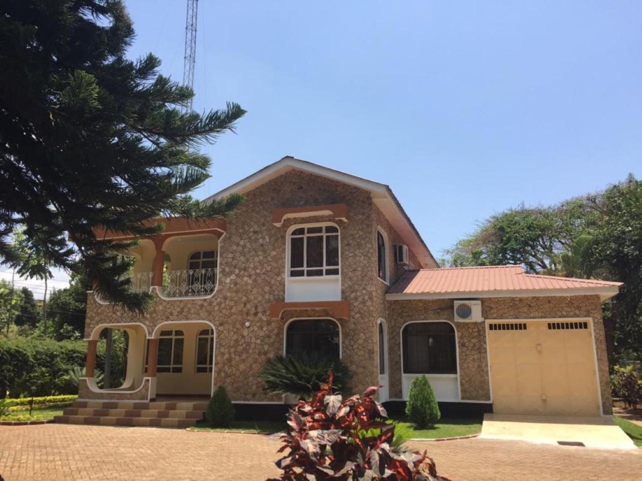 Mama Thea Homes Moshi Extérieur photo