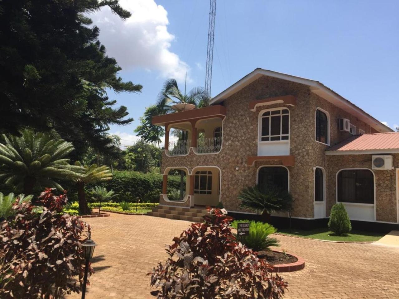 Mama Thea Homes Moshi Extérieur photo